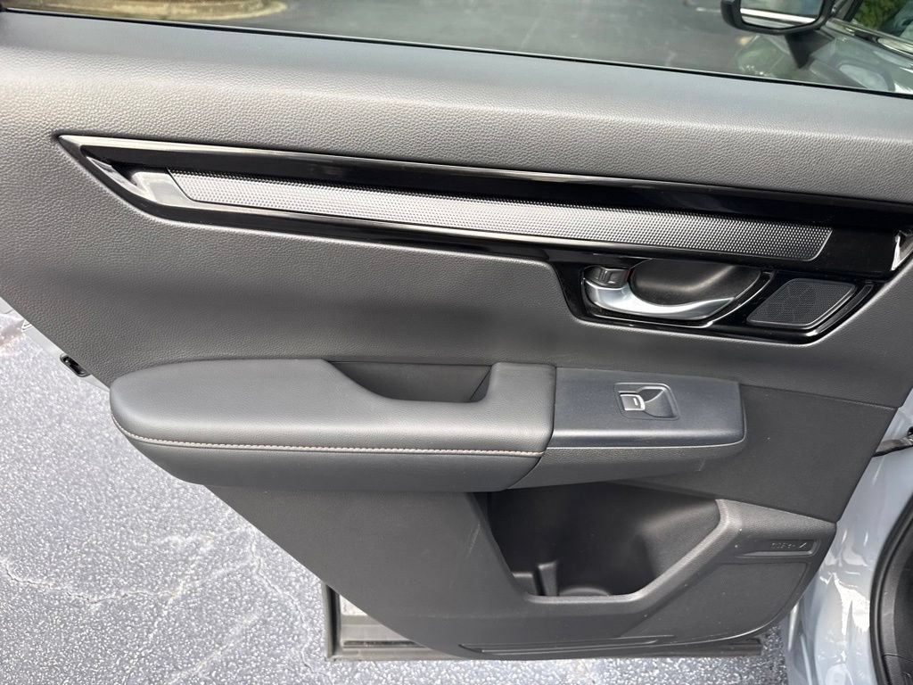 Used 2023 Honda CR-V Sport Touring image 13