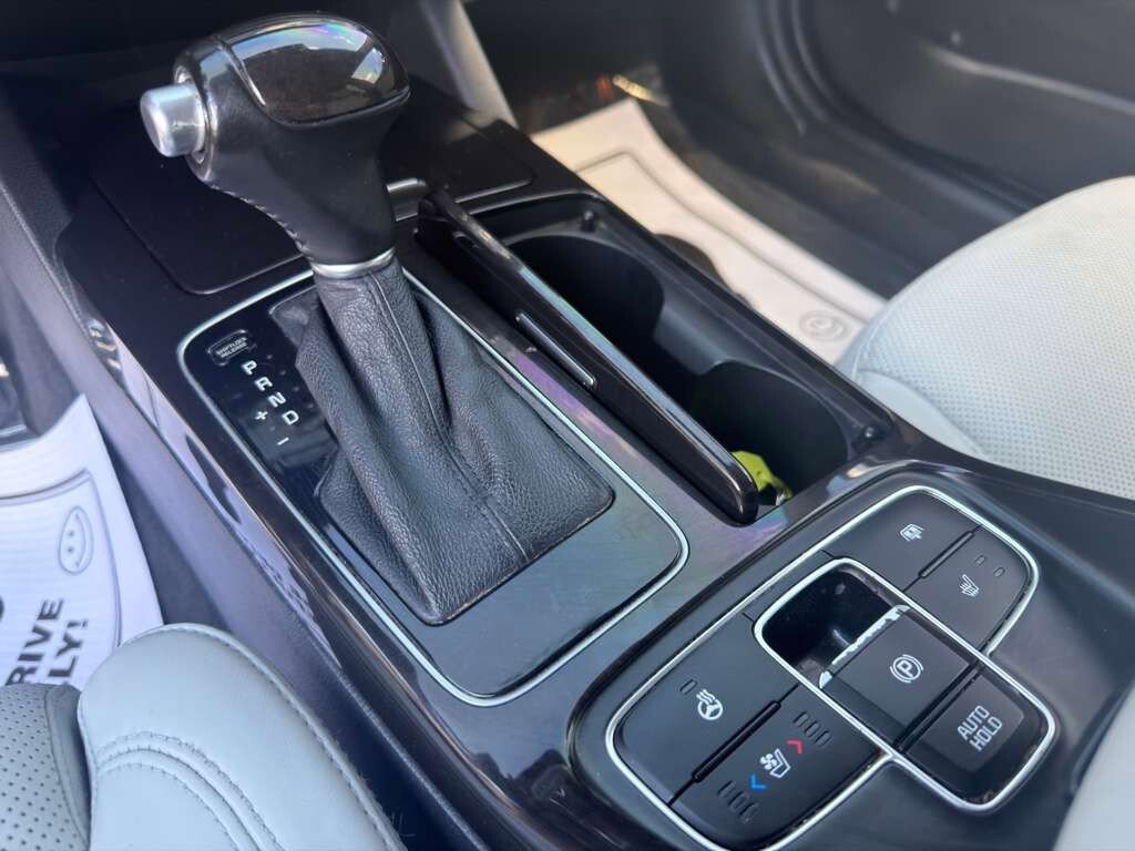 Used 2014 Kia Cadenza Premium w/ Technology Package image 14