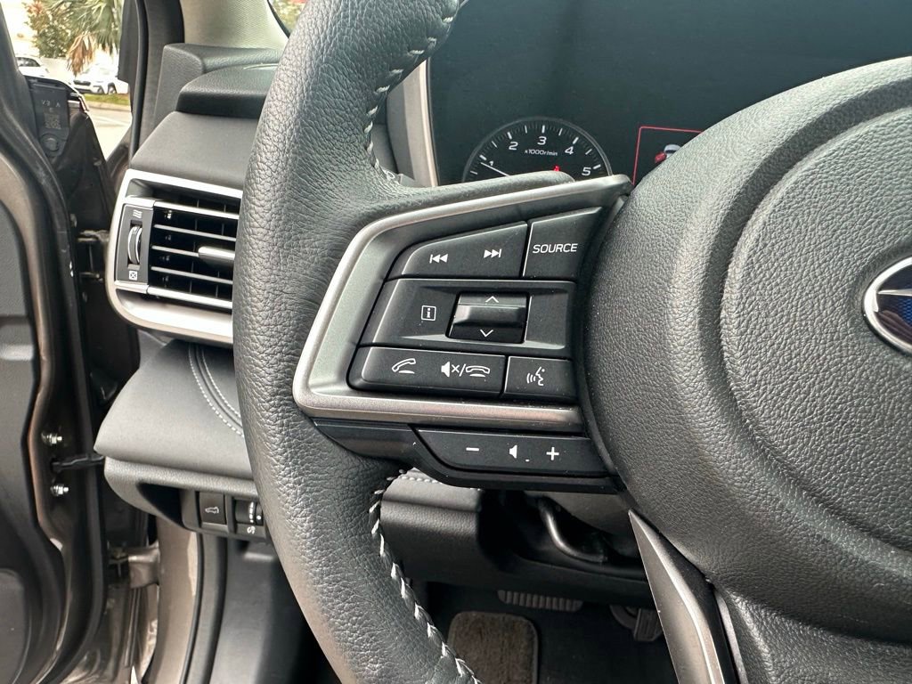 Used 2023 Subaru Outback Limited image 28