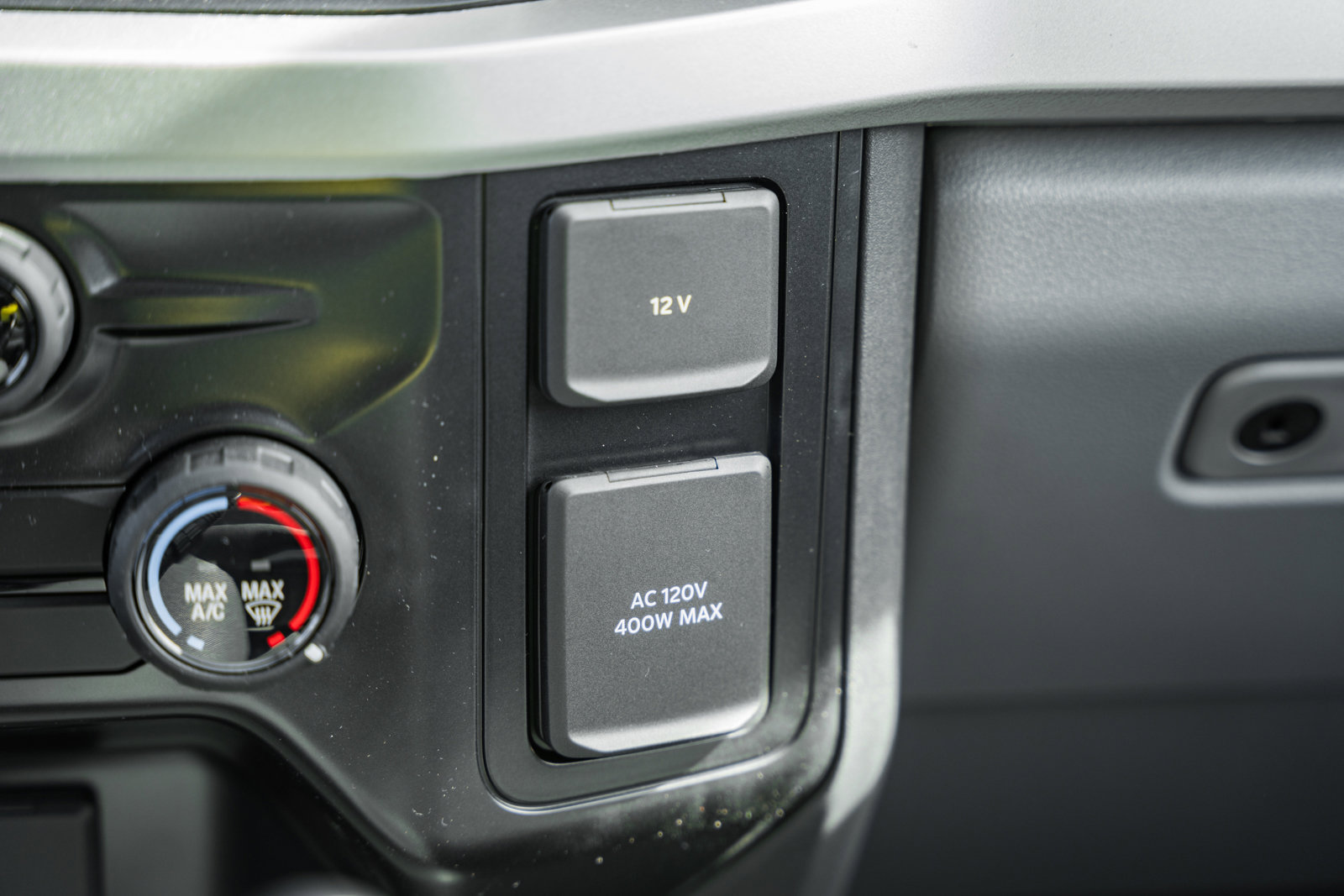 New 2026 Ford F550 4x4 Crew Cab image 33