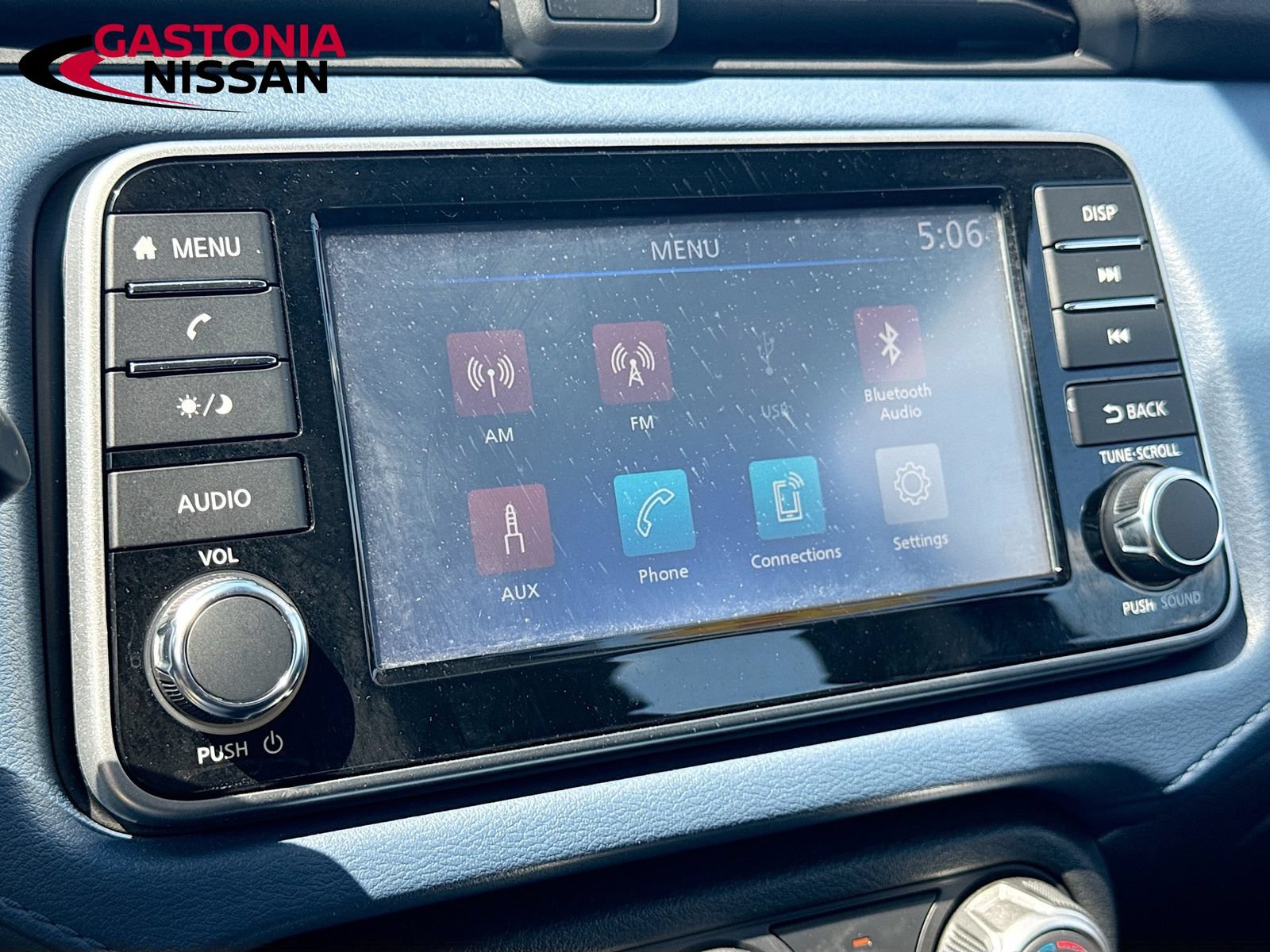 Used 2025 Nissan Versa SV FWD image 18