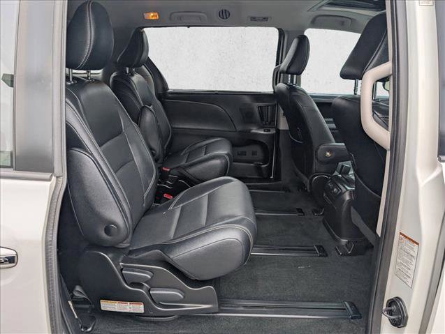 Used 2019 Toyota Sienna SE w/ SE Preferred Package AWD/4WD image 20