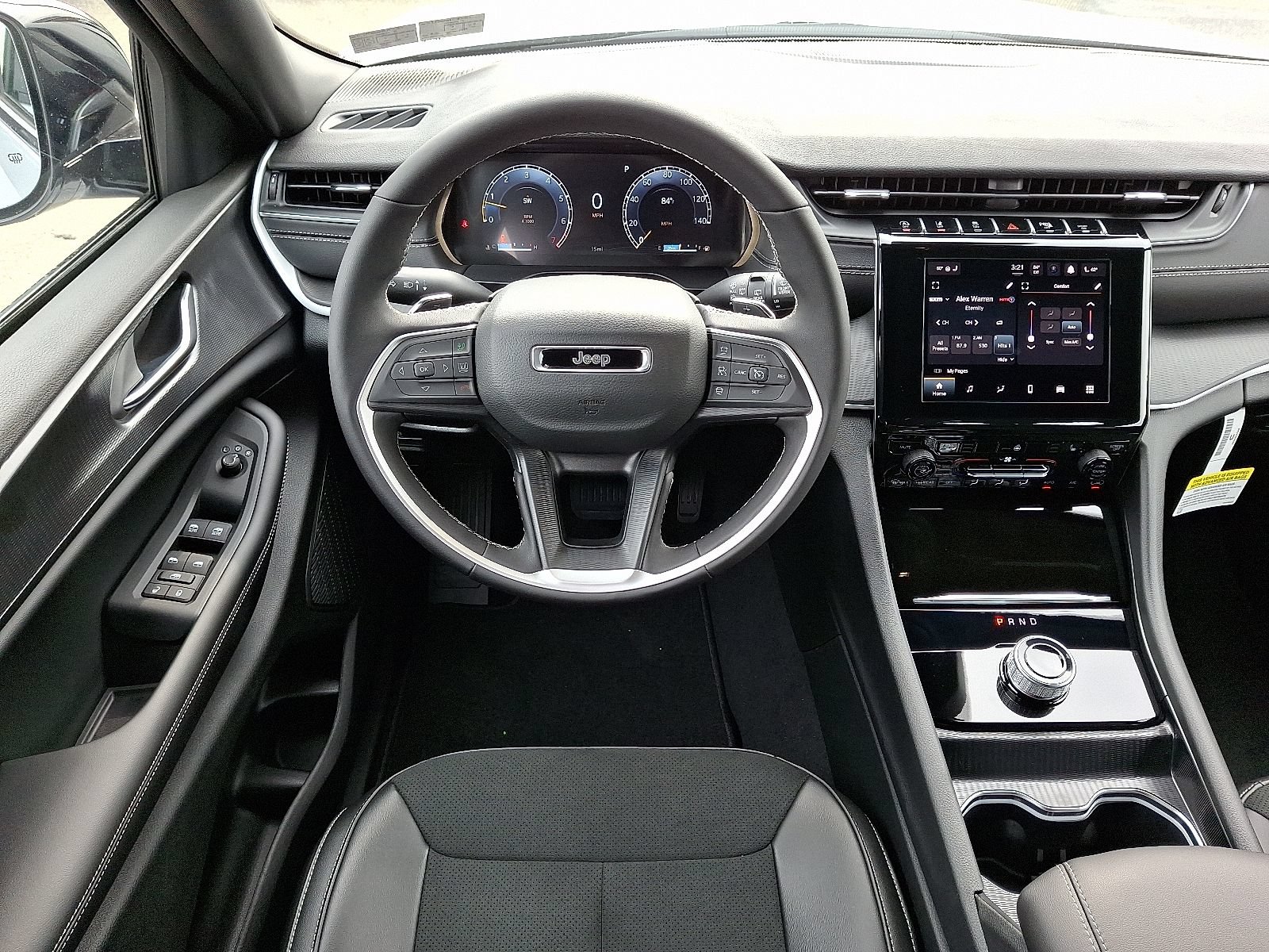 New 2025 Jeep Grand Cherokee Altitude AWD/4WD image 8