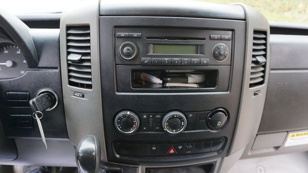 Used 2012 Mercedes-Benz Sprinter 2500 w/ Additional Battery Pkg image 19