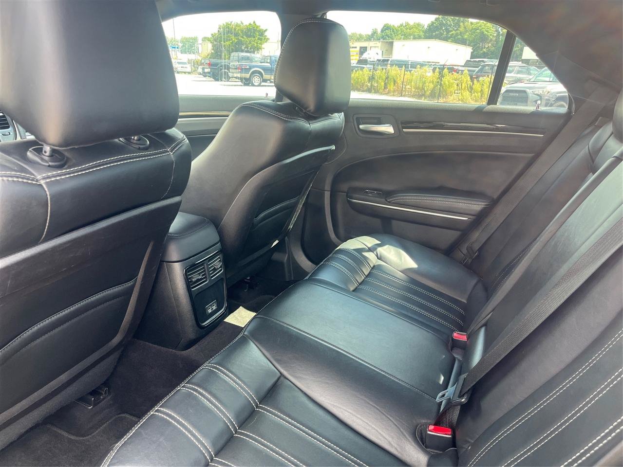 Used 2017 Chrysler 300 S AWD/4WD image 10