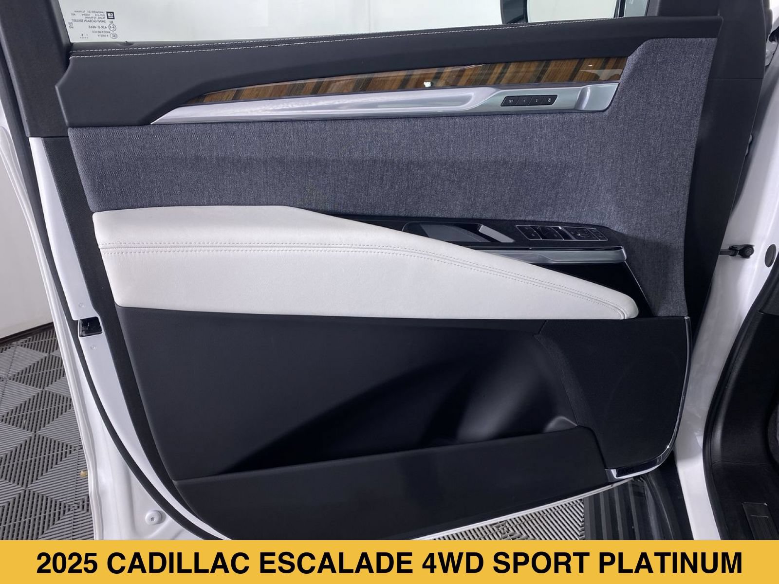 Certified 2025 Cadillac Escalade Sport Platinum w/ LPO, Floor Liner Package AWD/4WD image 12