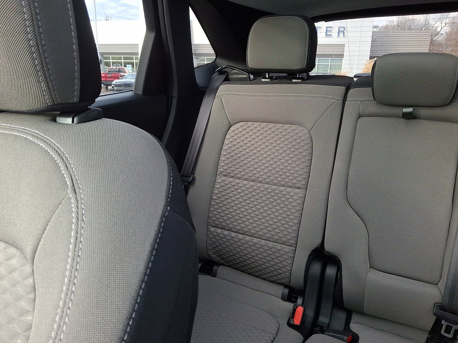 Certified 2022 Ford Escape SE w/ SE Sport Appearance Package image 18