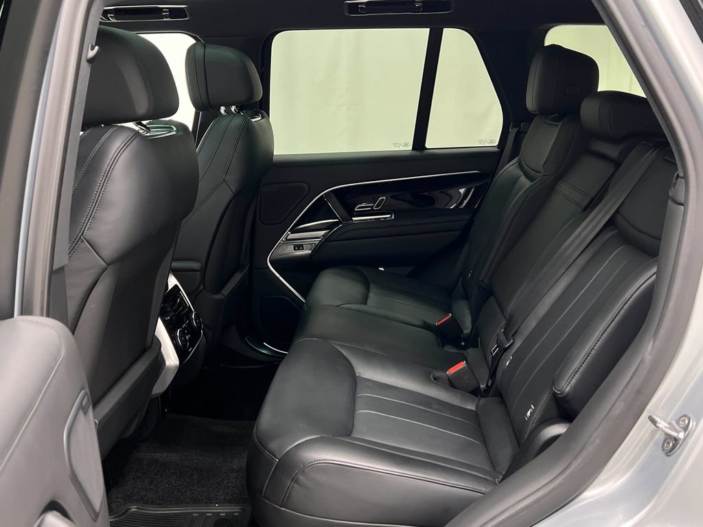 Used 2024 Land Rover Range Rover SE AWD/4WD image 33