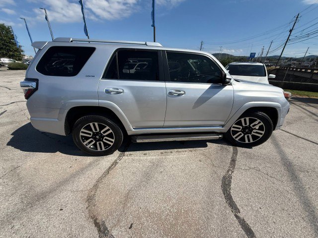 Used 2014 Toyota 4Runner Limited image 9