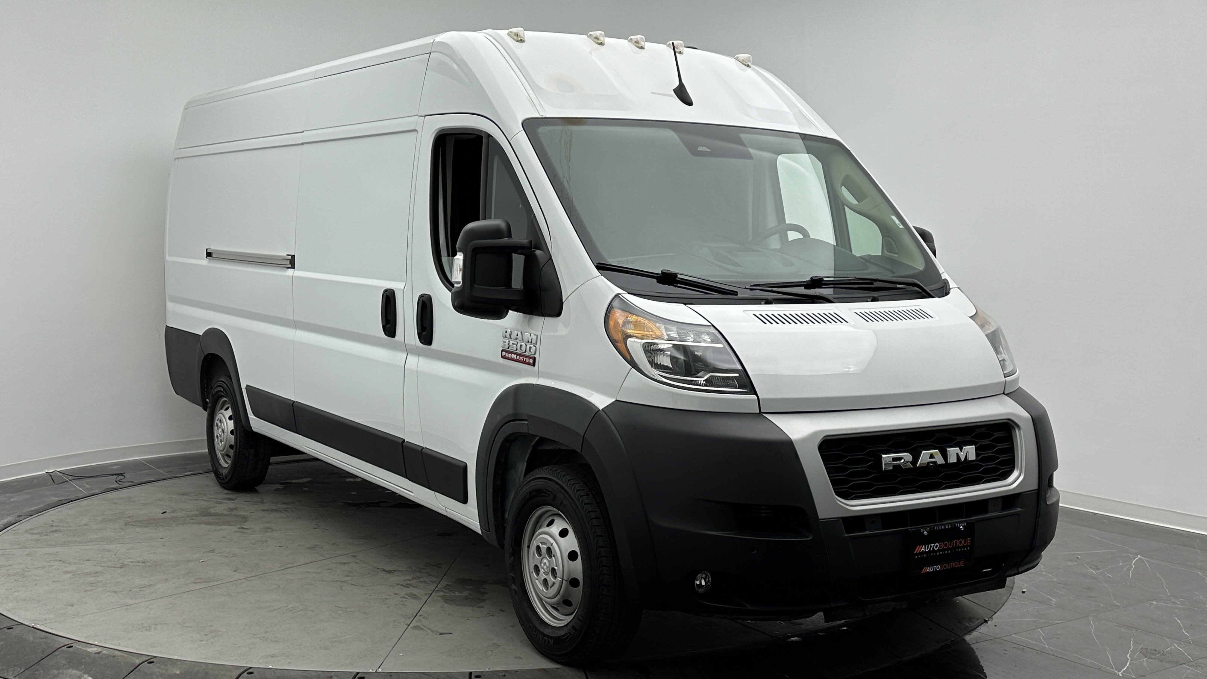 Used 2022 RAM ProMaster 3500 w/ Driver Convenience Group image 3