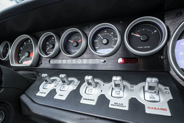 Used 2005 Ford GT RWD image 24