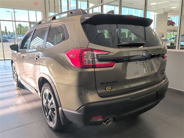 New 2025 Subaru Ascent Onyx Edition image 3