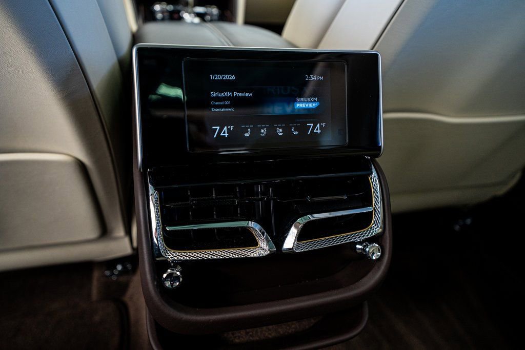 Used 2020 Bentley Flying Spur W12 image 58