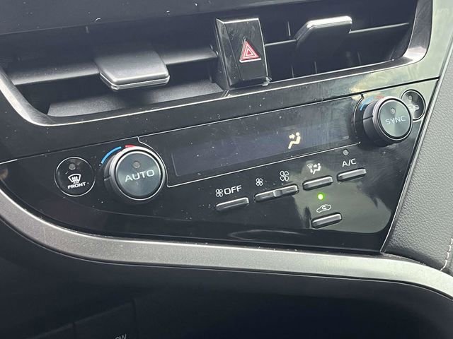 Used 2024 Toyota Camry SE image 29