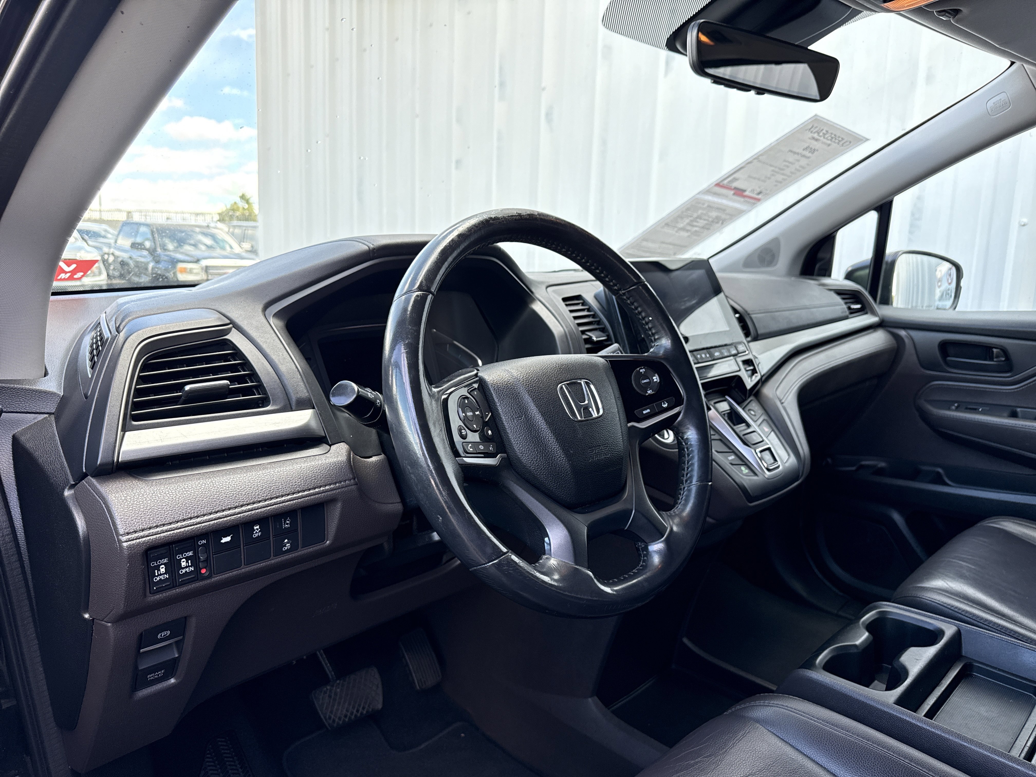Used 2018 Honda Odyssey EX-L image 12