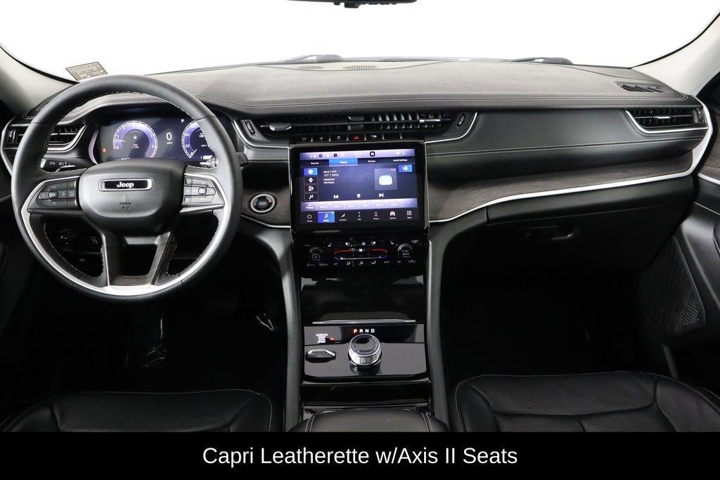Used 2023 Jeep Grand Cherokee Limited w/ Luxury Tech Group II AWD/4WD image 13