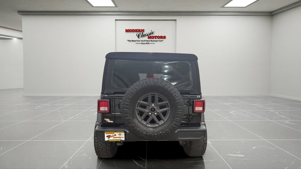 Used 2024 Jeep Wrangler Unlimited Sport AWD/4WD image 6