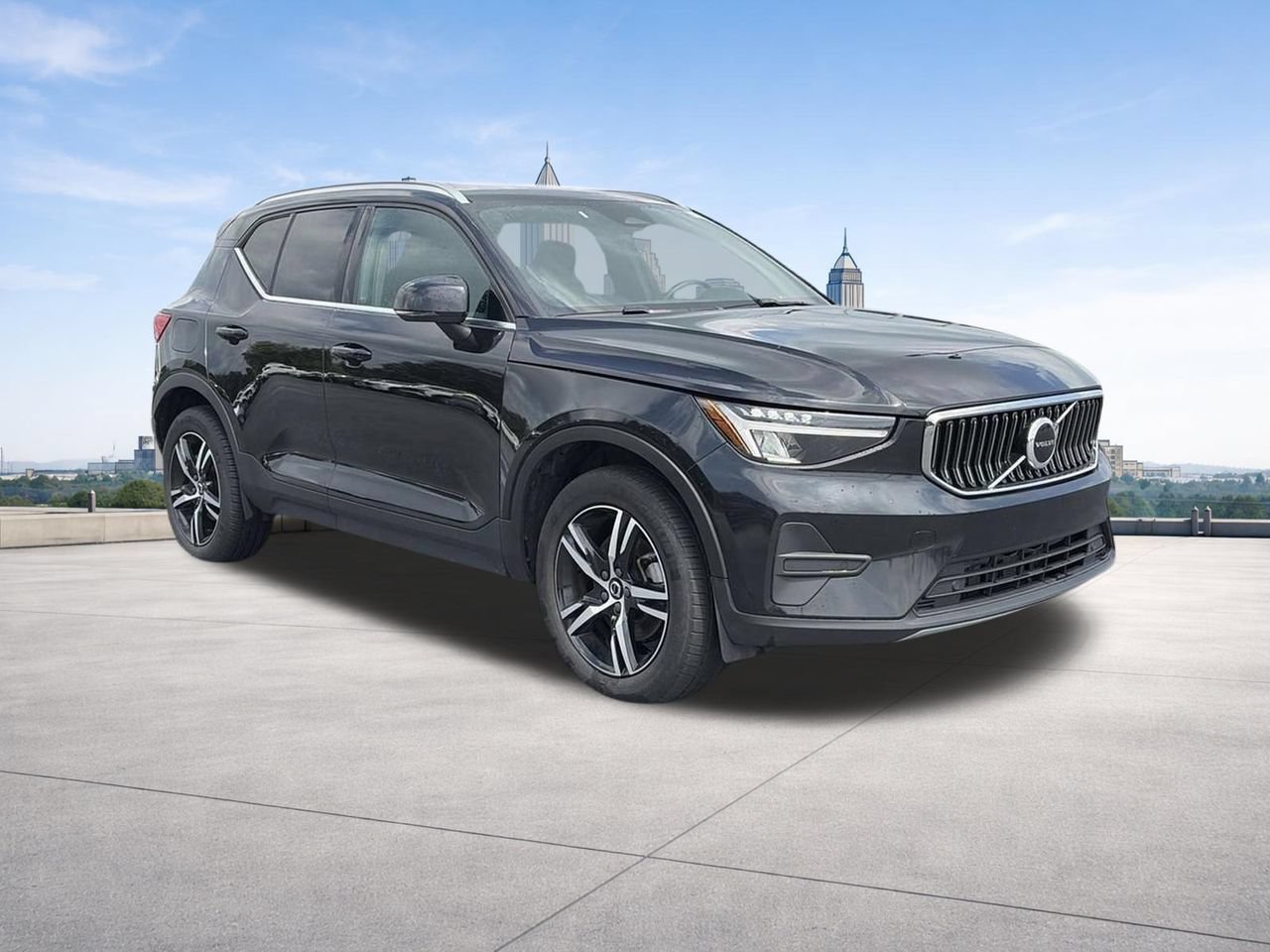 Used 2025 Volvo XC40 B5 Core AWD/4WD image 28
