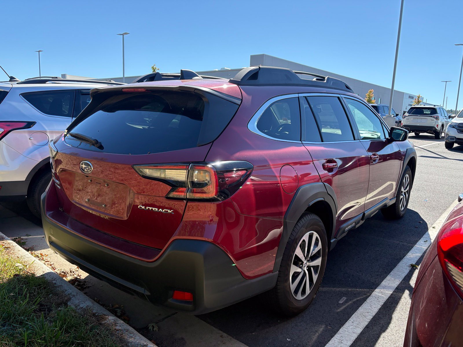 Certified 2024 Subaru Outback Premium AWD/4WD image 6