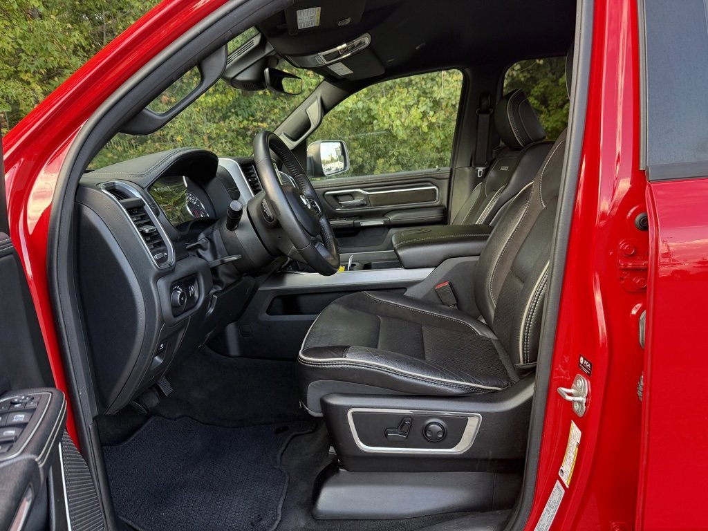 Used 2024 RAM 1500 Laramie image 16