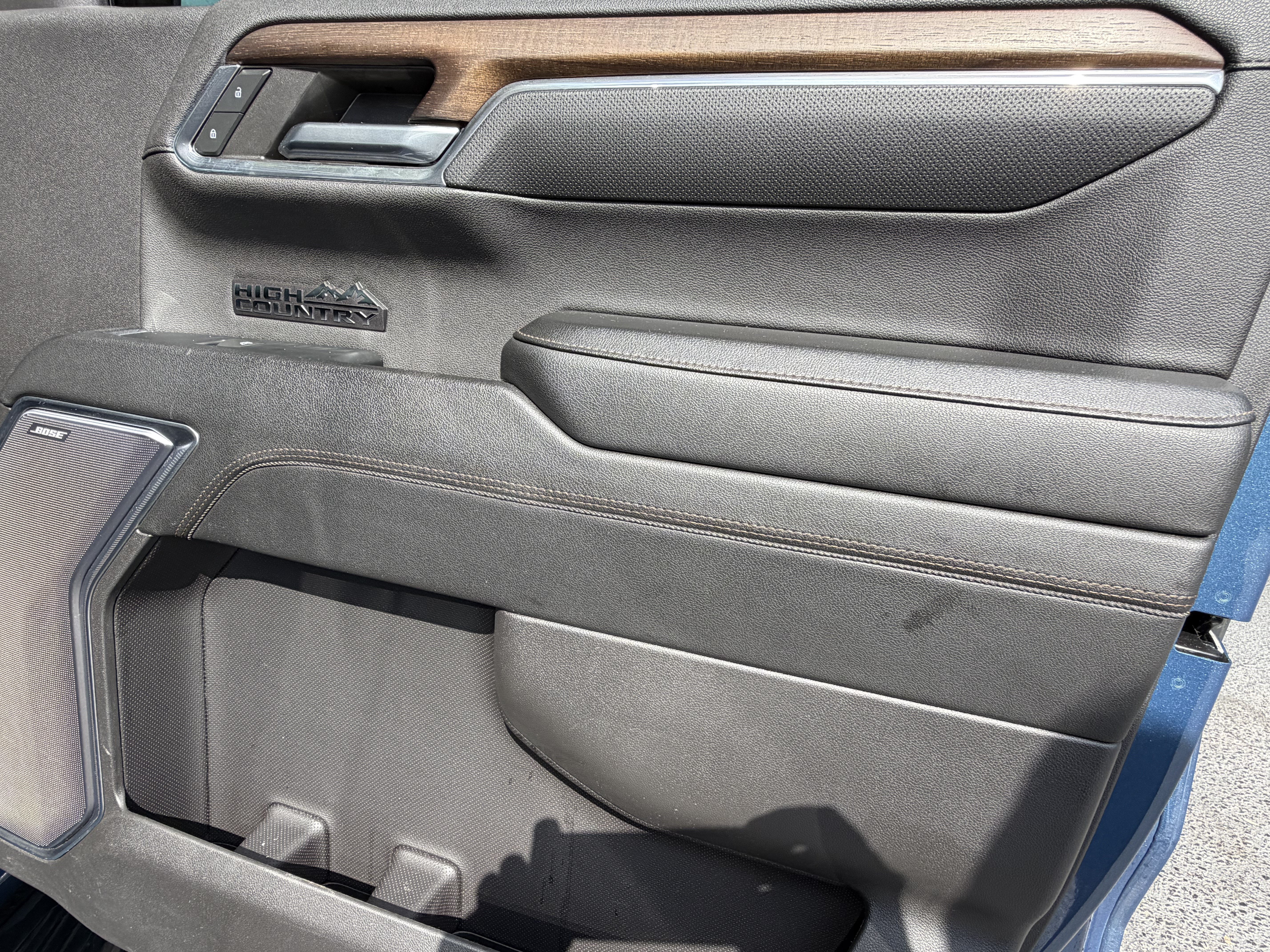 Used 2024 Chevrolet Silverado 1500 High Country w/ Z71 Off-Road Package AWD/4WD image 43