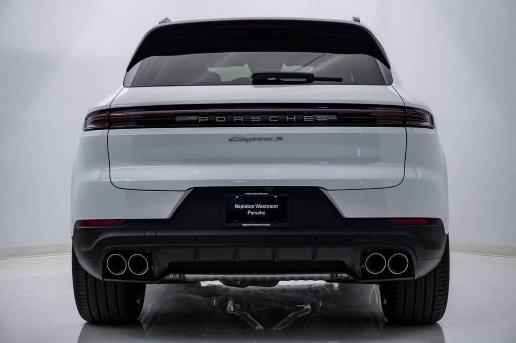 New 2026 Porsche Cayenne S image 11