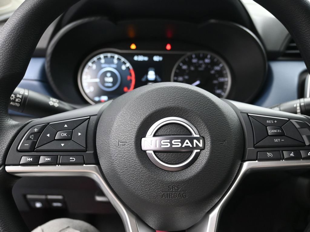 New 2025 Nissan Versa SV w/ Trunk Package FWD image 15