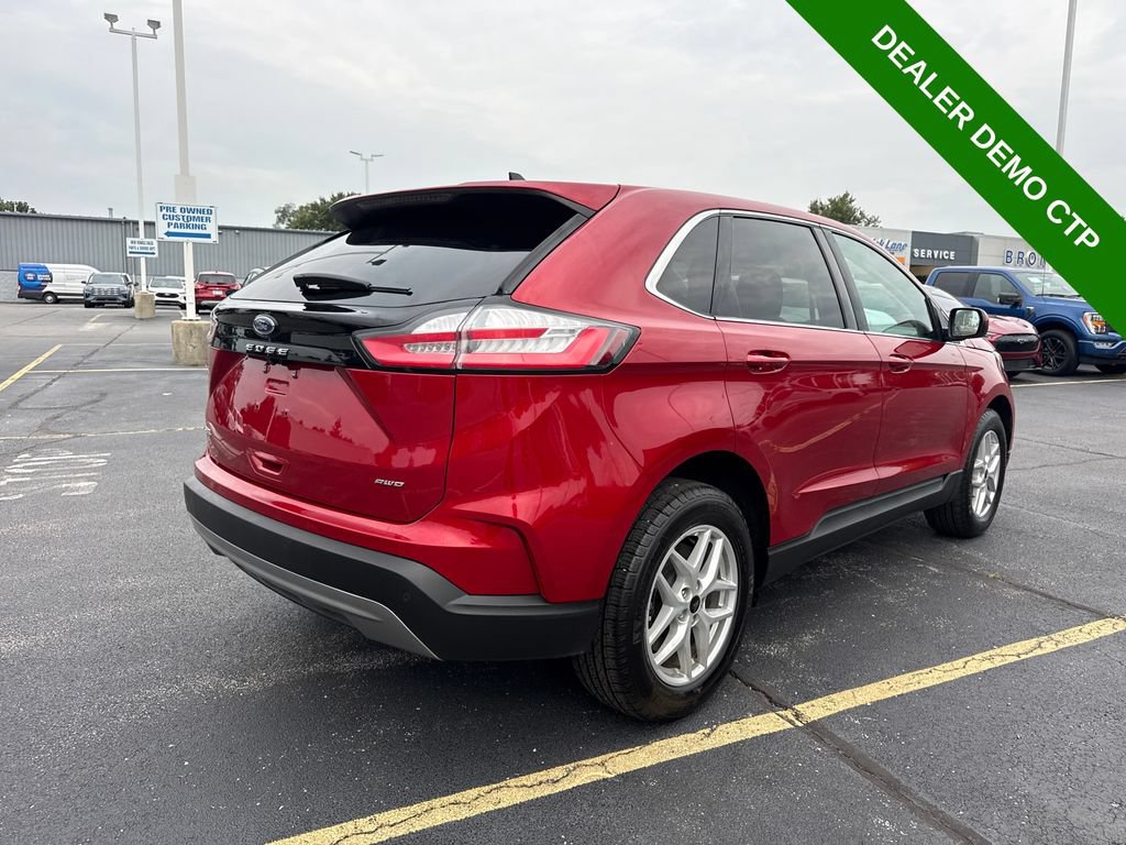 Used 2024 Ford Edge SEL w/ Convenience Package AWD/4WD image 6