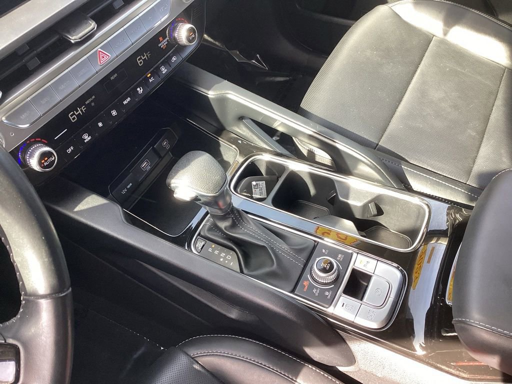 Certified 2024 Kia Telluride LX image 24