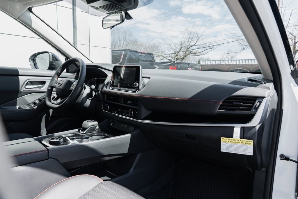 New 2026 Nissan Rogue SV image 27