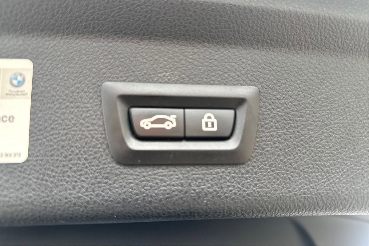 Used 2018 BMW 330i Gran Turismo xDrive image 27