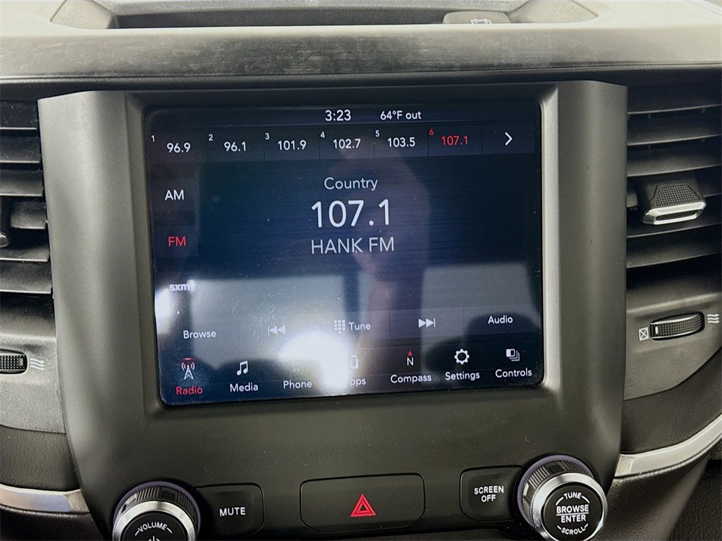 Used 2021 RAM 1500 Big Horn image 15