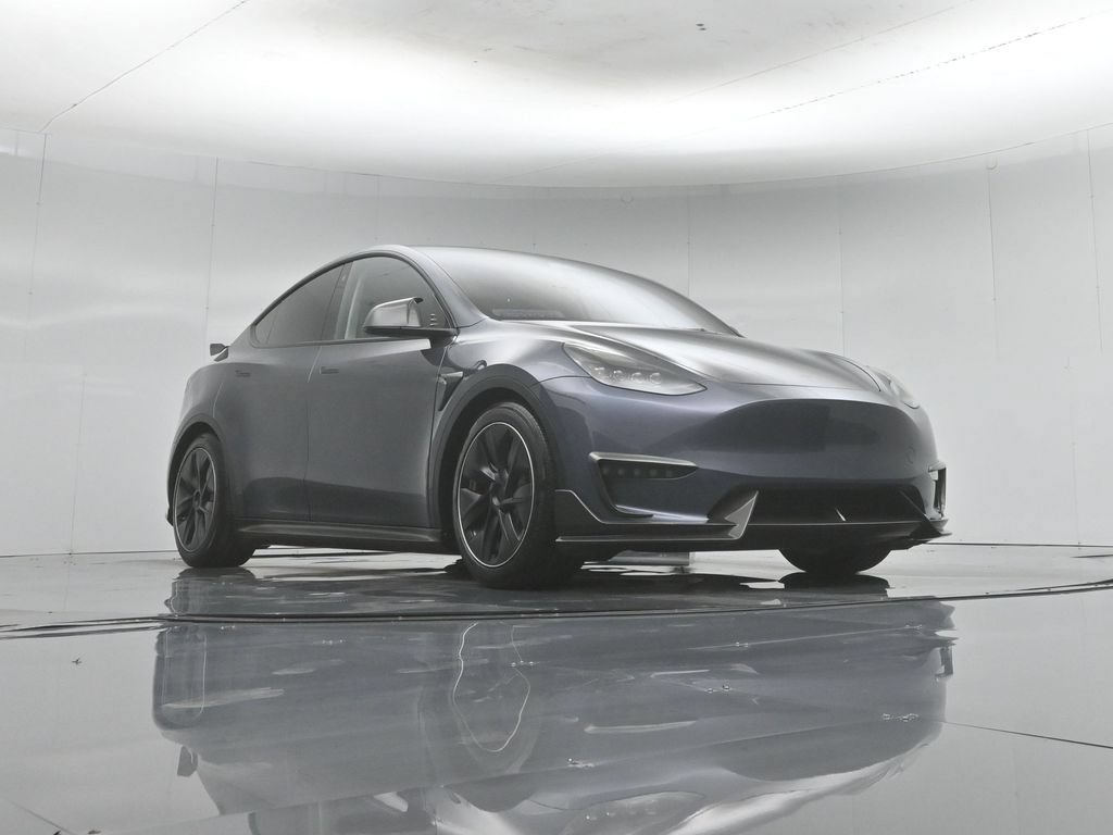 Used 2023 Tesla Model Y Long Range AWD/4WD image 46
