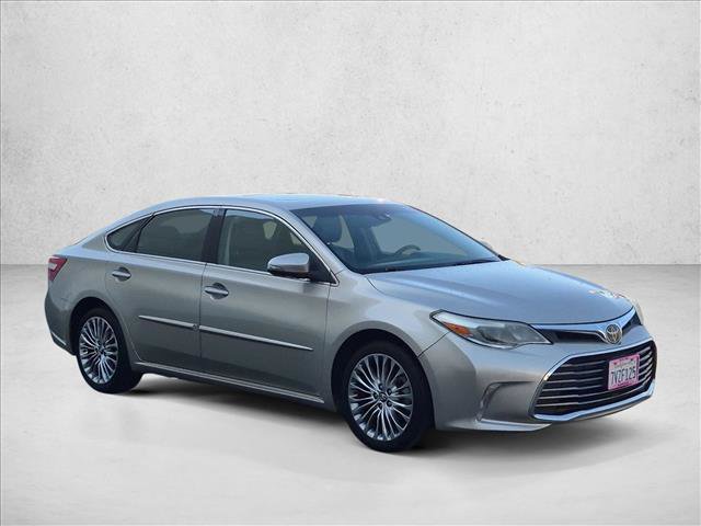 Used 2016 Toyota Avalon Limited w/ Toyota Safety Sense Package FWD image 3