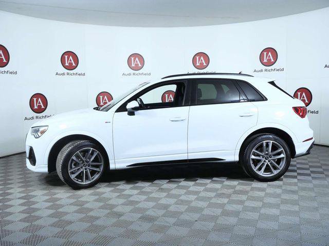 Used 2025 Audi Q3 2.0T Premium w/ Convenience Package AWD/4WD image 5