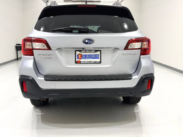 Used 2018 Subaru Outback 2.5i Limited AWD/4WD image 8
