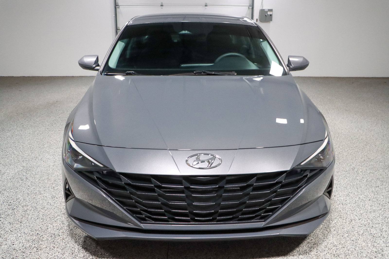 Used 2023 Hyundai Elantra SEL w/ Cargo Package FWD image 4