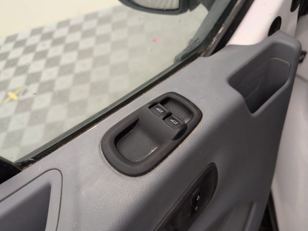 Used 2018 Ford Transit 350 XLT image 34