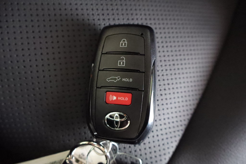 New 2026 Toyota Grand Highlander AWD Hybrid image 43