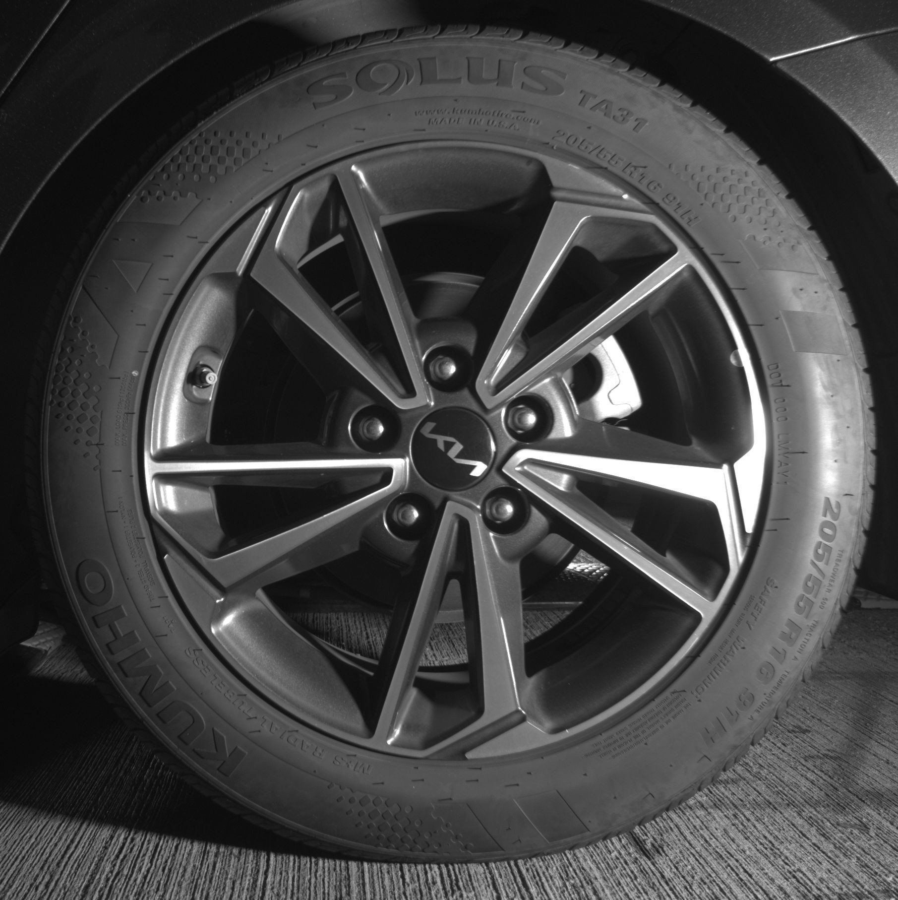 Used 2024 Kia Forte LXS image 19