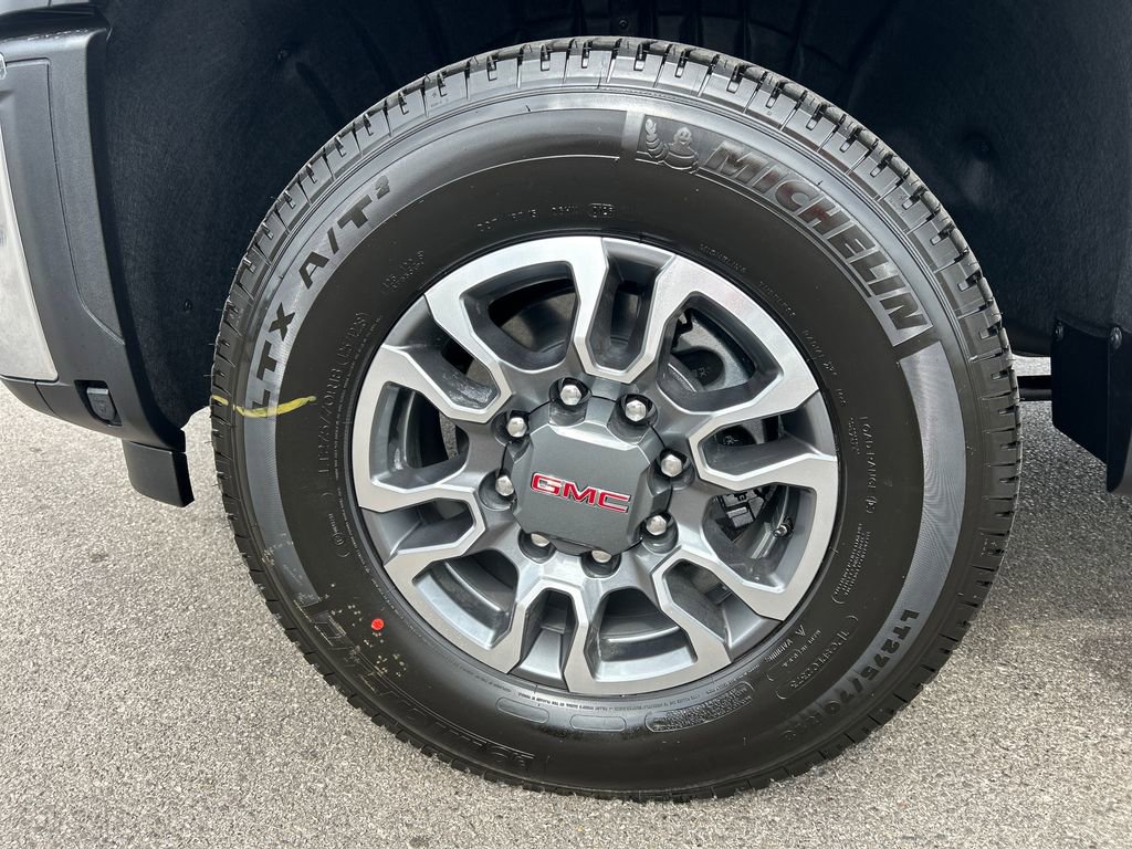 New 2026 GMC Sierra 2500 SLE image 37