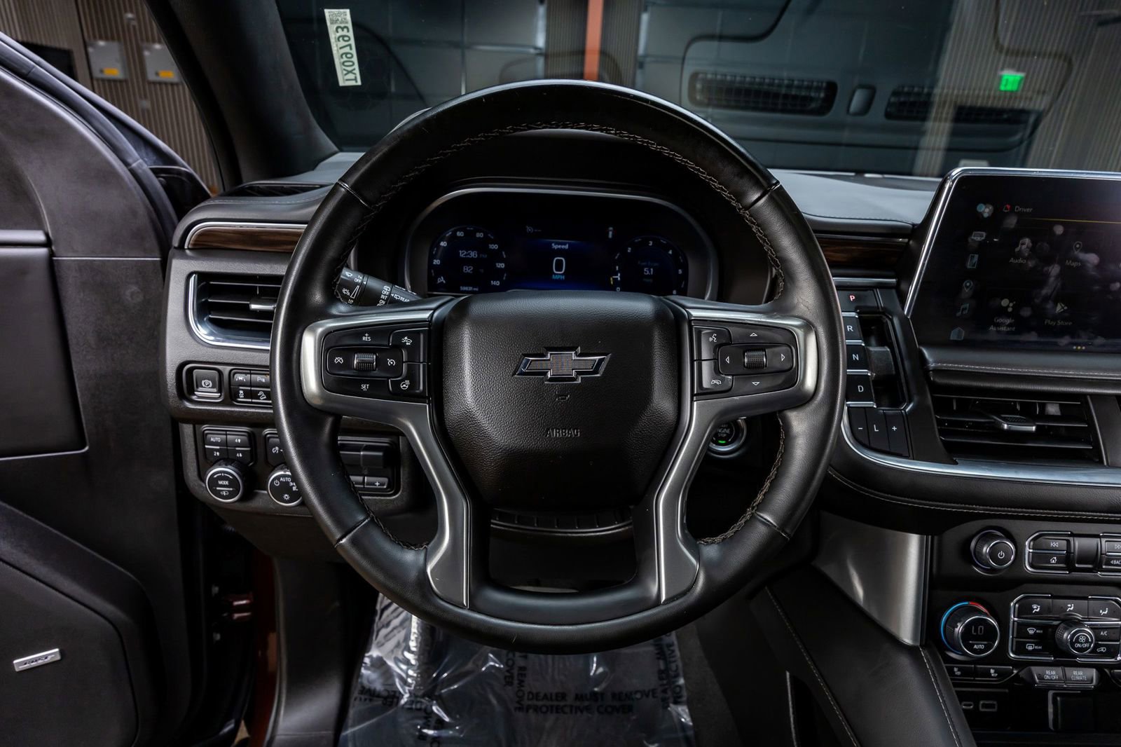 Used 2023 Chevrolet Tahoe Z71 w/ Z71 Off-Road Package AWD/4WD image 19
