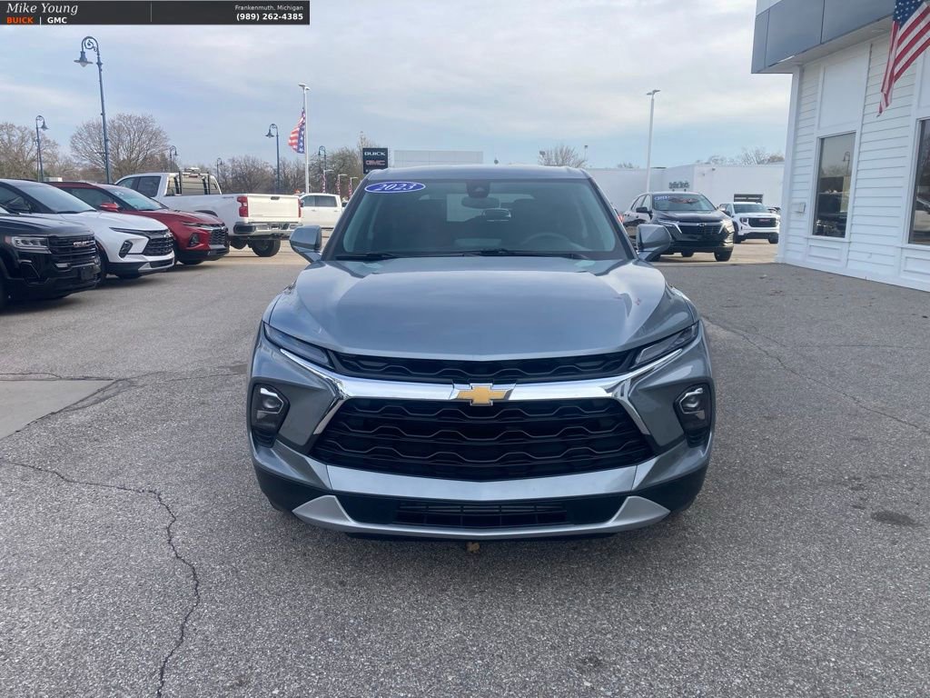 Used 2023 Chevrolet Blazer LT w/ Driver Confidence Package image 2