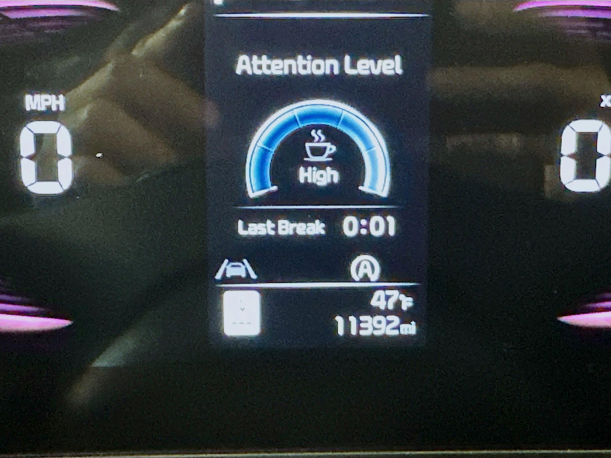 Used 2025 Kia Sportage EX image 19