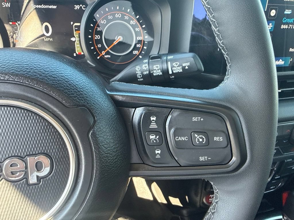 Certified 2025 Jeep Wrangler Unlimited Rubicon w/ Convenience Group AWD/4WD image 19