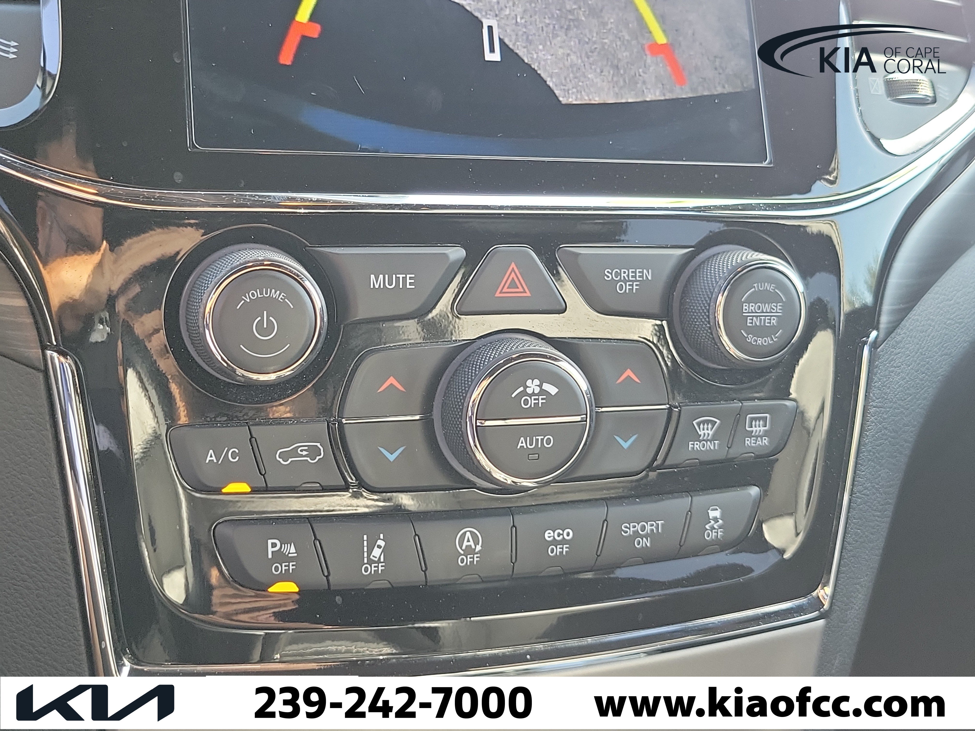 Used 2021 Jeep Grand Cherokee Laredo X RWD image 29