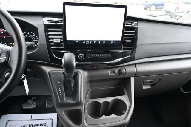 Used 2023 Ford Transit 350 XLT image 18