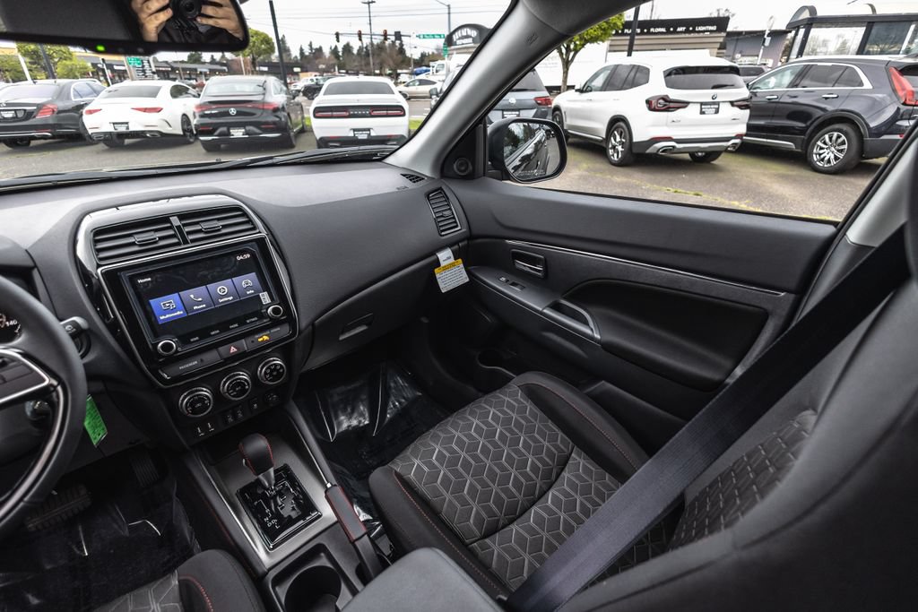 New 2026 Mitsubishi Outlander Sport LE AWD/4WD image 29