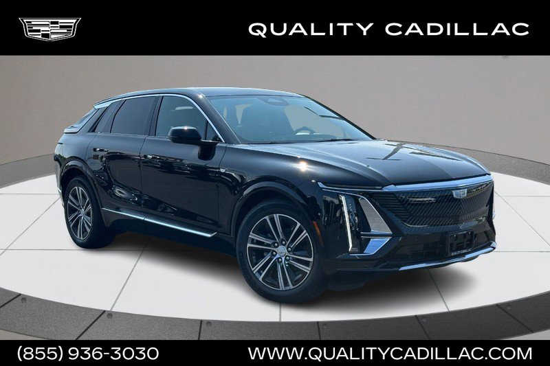 New 2025 Cadillac Lyriq Luxury image 1
