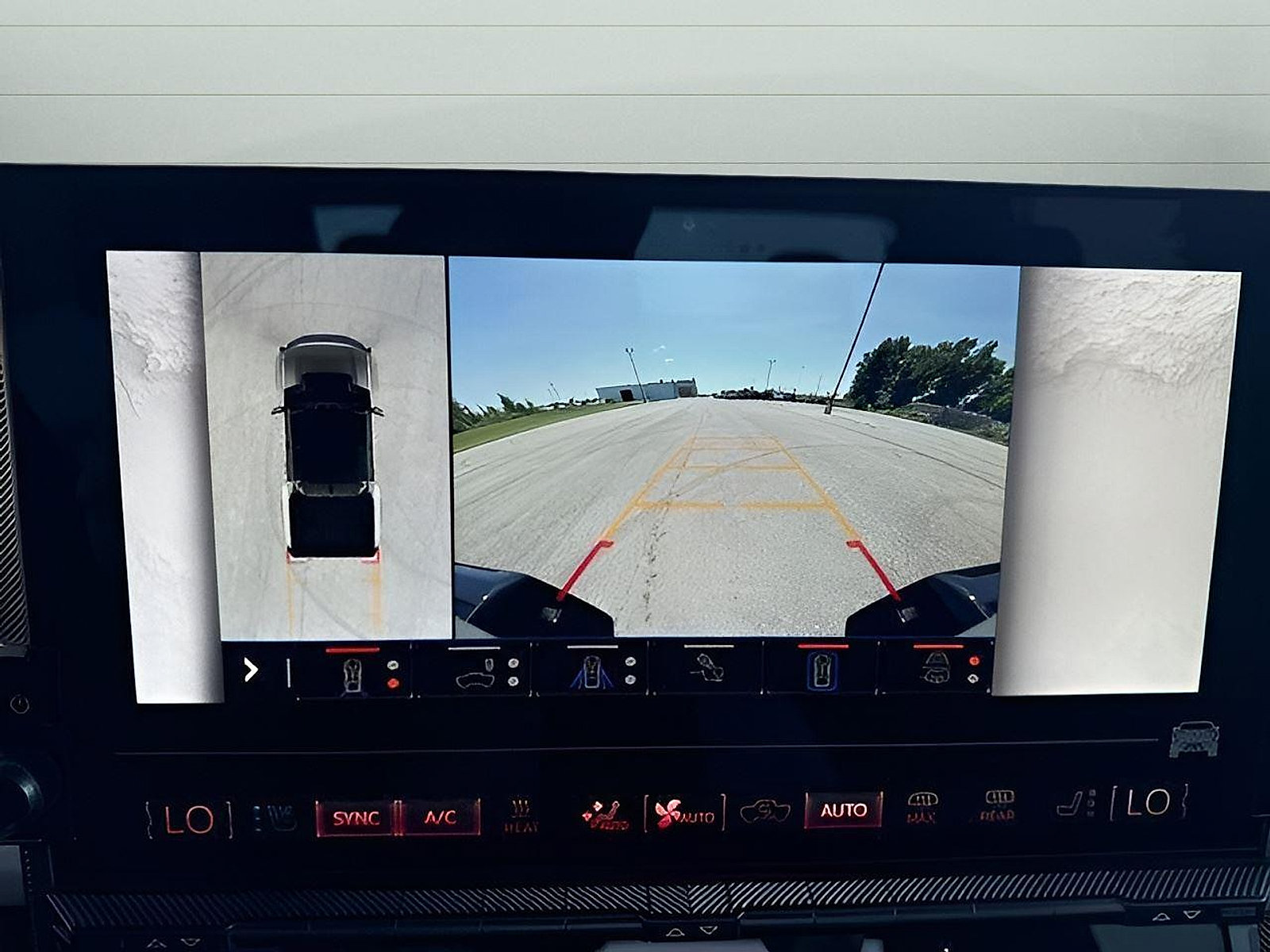 New 2025 GMC Hummer EV 3X w/ LPO, Illumination Package AWD/4WD image 19